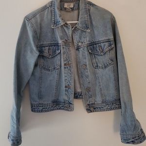 Lightwashed GAP Jean Jacket